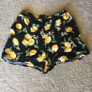 H&M lemon flowy shorts